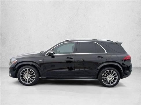 Used 2025 Mercedes-Benz GLE 450e 4MATIC image 9