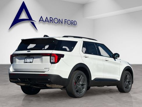 New 2026 Ford Explorer ST-Line w/ ST-Line Street Pack image 6