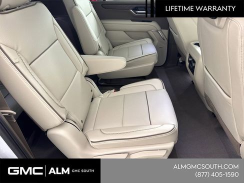 New 2026 GMC Yukon XL Denali AWD/4WD image 17