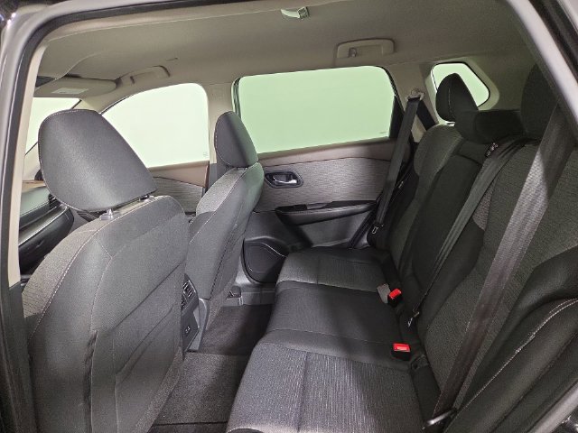 Used 2022 Nissan Rogue SV AWD/4WD image 15