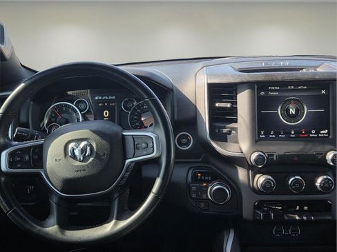Used 2021 RAM 1500 Big Horn AWD/4WD image 2
