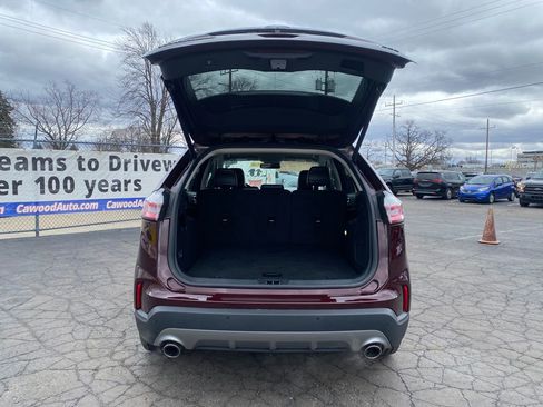Used 2024 Ford Edge Titanium image 4