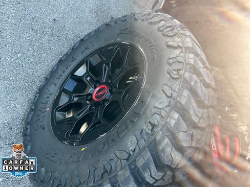 Used 2025 Toyota Tacoma TRD Pro AWD/4WD image 46