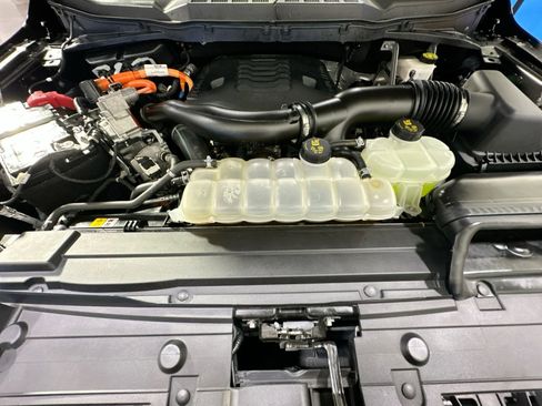 Used 2022 Ford F150 XLT w/ Equipment Group 302A High image 39