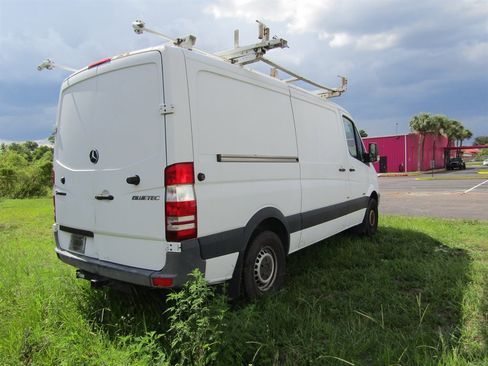 Used 2013 Mercedes-Benz Sprinter 2500 image 4