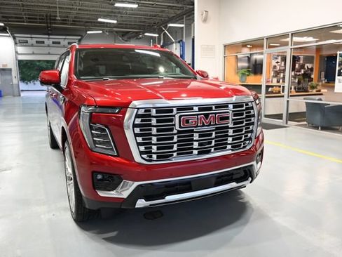 New 2026 GMC Yukon XL Denali w/ Sun & Power Step Package AWD/4WD image 3