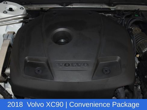Used 2018 Volvo XC90 T6 Momentum w/ Convenience Package image 7