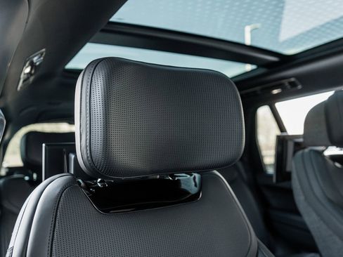 Used 2023 Land Rover Range Rover SV image 47