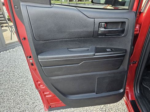 Used 2019 Toyota Tundra SR AWD/4WD image 18