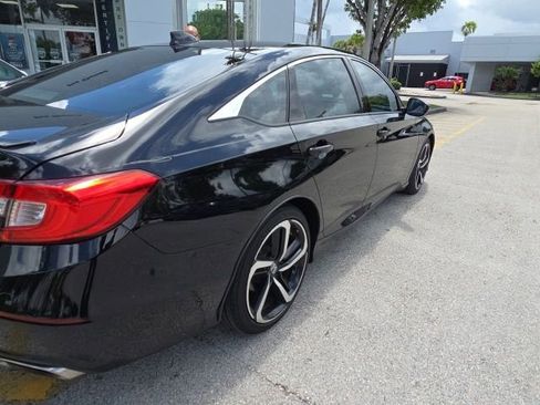 Used 2021 Honda Accord Sport Special Edition image 3