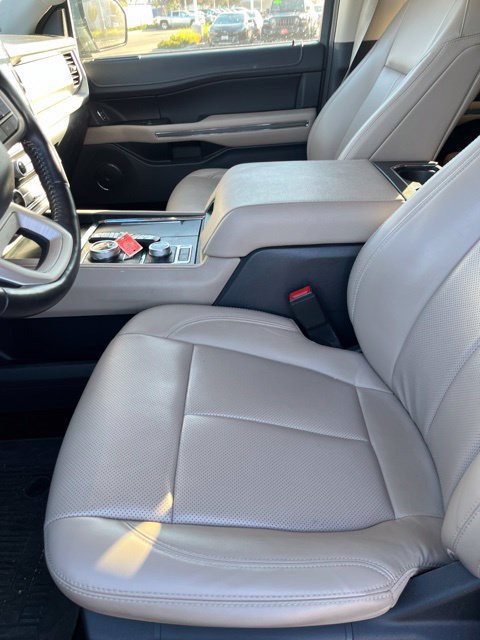 Used 2022 Ford Expedition Max XLT AWD/4WD image 13