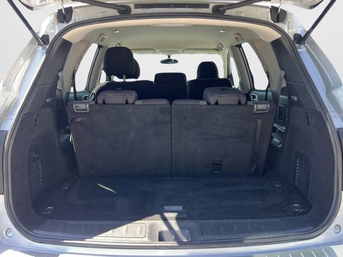 Used 2020 Nissan Pathfinder S FWD image 10