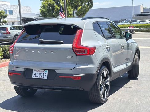 Certified 2024 Volvo XC40 B5 Ultimate w/ Protection Package Premier AWD/4WD image 5