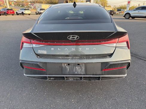 Used 2024 Hyundai Elantra SEL w/ Convenience Package image 4
