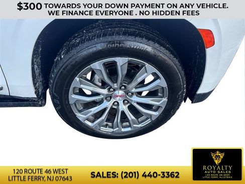 Used 2021 GMC Yukon XL Denali w/ Denali Premium Package image 37