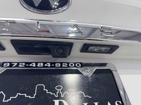 Used 2022 Volkswagen Atlas Cross Sport SE w/ Panoramic Sunroof Package image 21