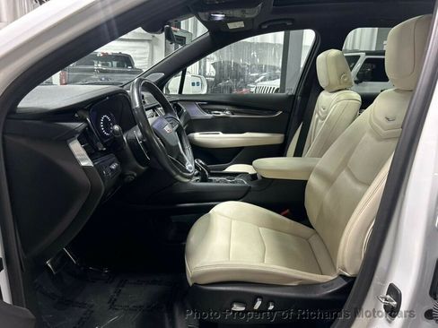 Used 2020 Cadillac XT6 Sport image 14