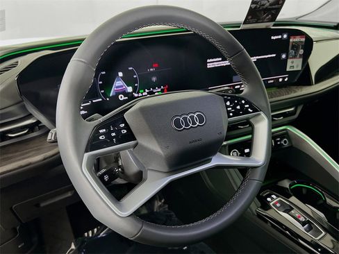 New 2025 Audi Q5 Premium Plus image 11