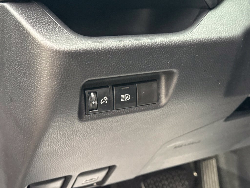 Certified 2025 Toyota RAV4 XLE AWD/4WD image 37