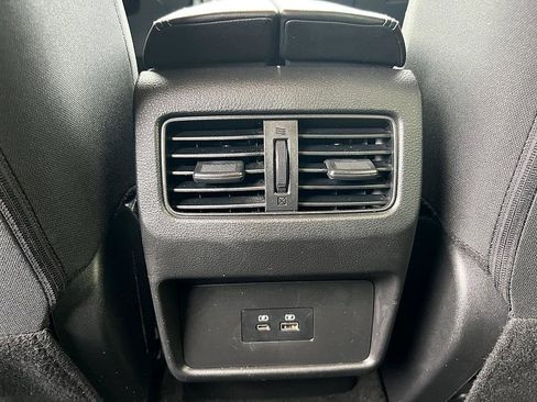 Certified 2023 Nissan Rogue SV image 25