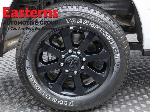 Used 2025 RAM 2500 Big Horn RWD image 28