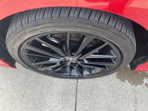 Used 2024 Toyota Camry XSE w/ Navigation Package image 16