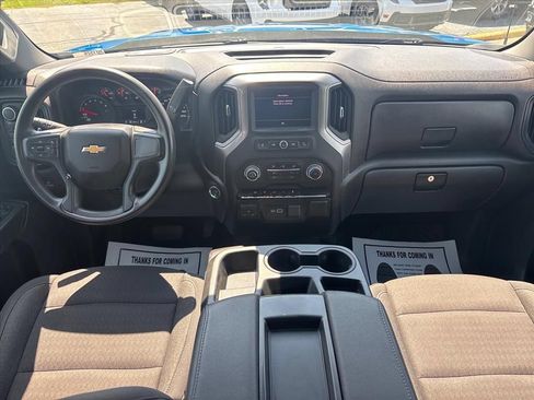 Used 2024 Chevrolet Silverado 1500 Custom AWD/4WD image 21
