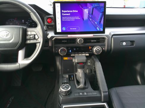 Used 2025 Toyota 4Runner TRD Off-Road Premium image 42