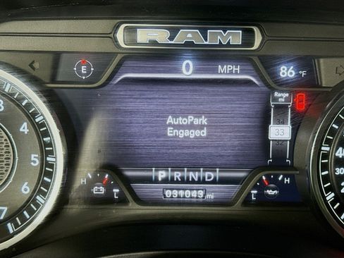 Used 2023 RAM 1500 Laramie AWD/4WD image 16