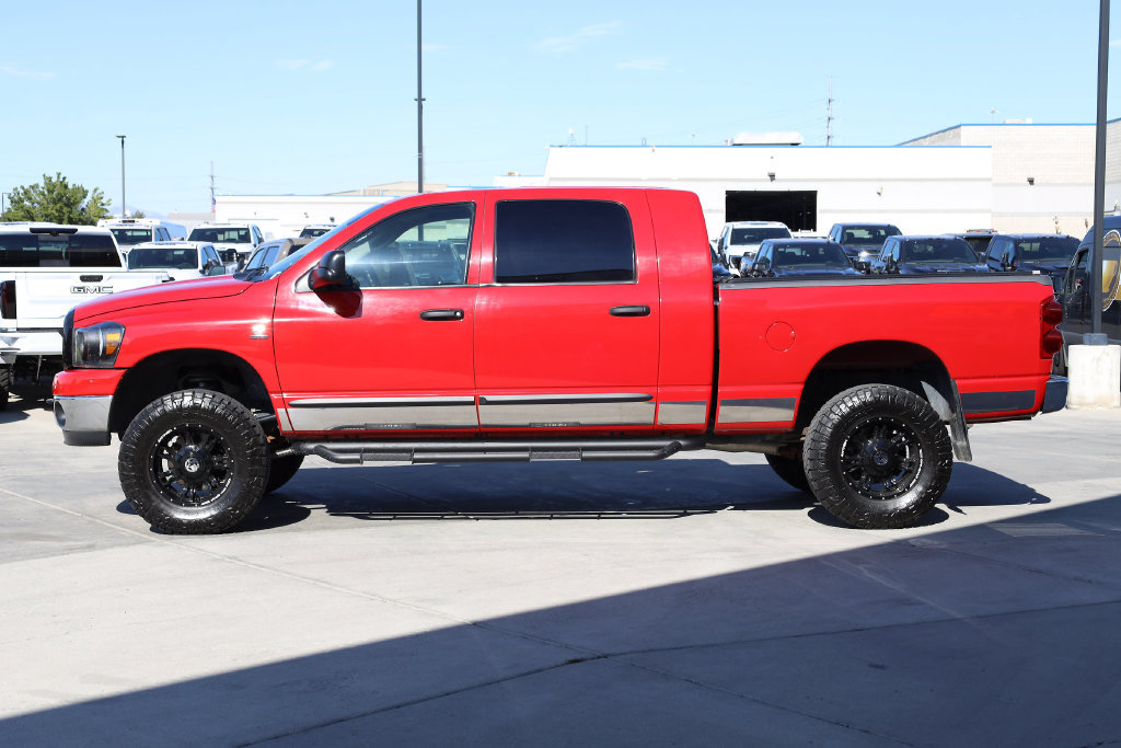 Used 2008 Dodge Ram 2500 Truck SXT w/ Protection Group AWD/4WD image 3