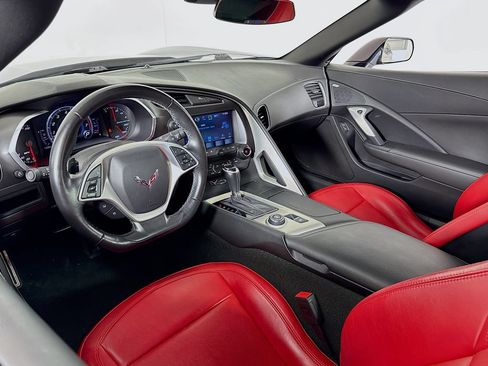 Used 2019 Chevrolet Corvette Stingray Coupe w/ Carbon Flash Badge Package RWD image 31