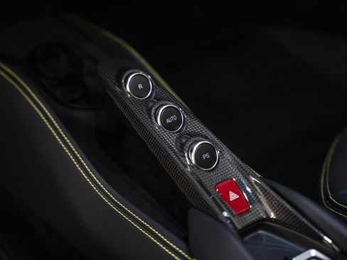Certified 2022 Ferrari F8 Tributo RWD image 63