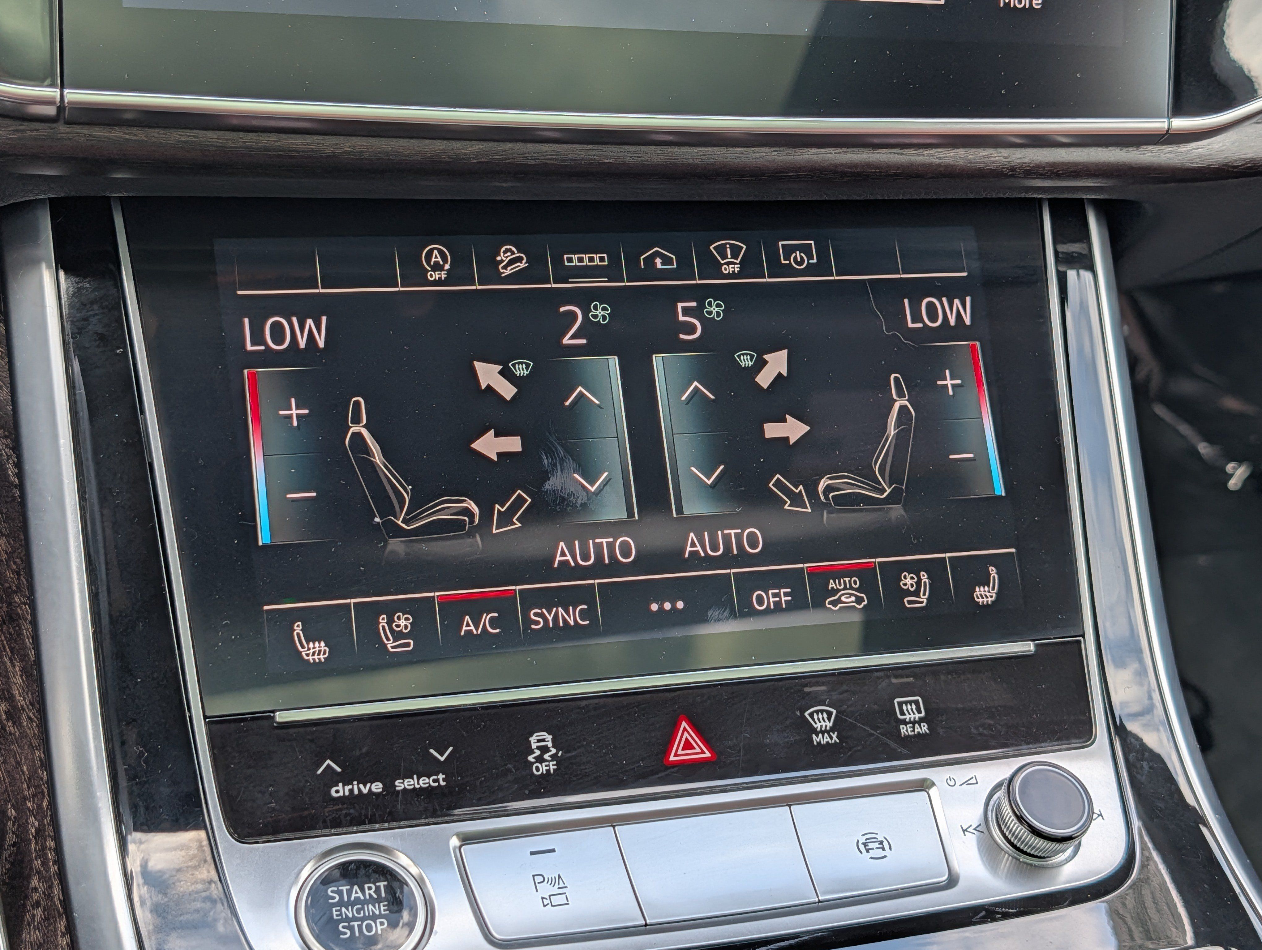 Used 2021 Audi Q7 3.0T Prestige AWD/4WD image 23