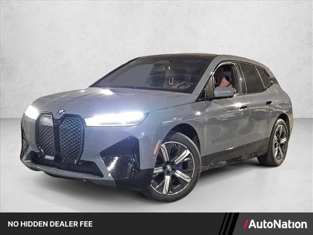 Used 2024 BMW iX xDrive50 w/ Sport Package AWD/4WD image 1