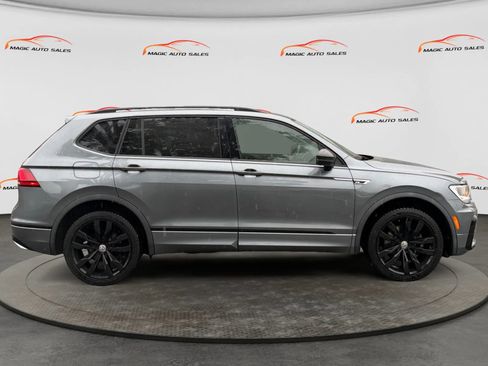 Used 2021 Volkswagen Tiguan SE R-Line AWD/4WD image 6