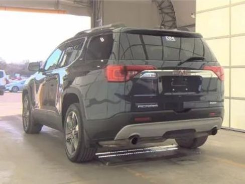 Used 2018 GMC Acadia SLT w/ LPO, Floor Liner Package image 4