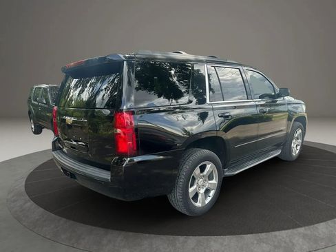 Used 2017 Chevrolet Tahoe LS w/ All-Season Package RWD image 13