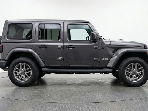 Used 2025 Jeep Wrangler Unlimited Sport AWD/4WD image 11