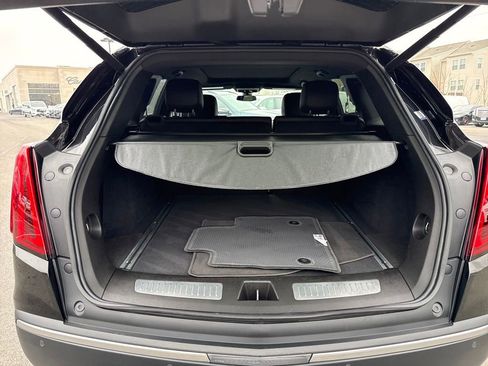 Used 2025 Cadillac XT5 Premium Luxury image 15