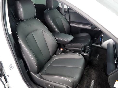 Used 2024 Hyundai Ioniq 5 AWD Limited image 2