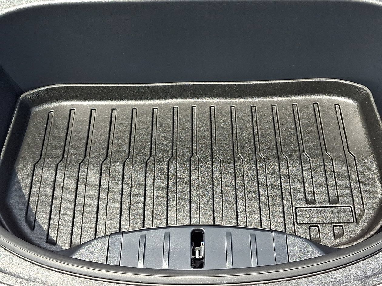 Used 2023 Tesla Model 3 Standard Range RWD image 28