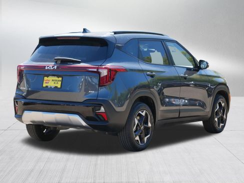Certified 2025 Kia Seltos S AWD/4WD image 7