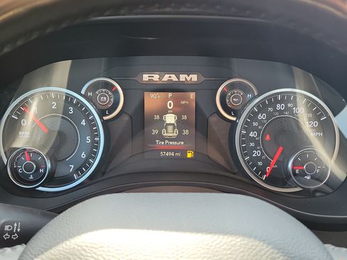 Used 2024 RAM 1500 Big Horn AWD/4WD image 23