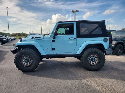 Used 2017 Jeep Wrangler Sport AWD/4WD image 7