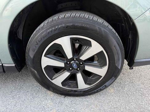 Used 2018 Subaru Forester 2.5i Premium w/ All-Weather Package image 24