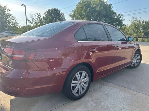 Used 2017 Volkswagen Jetta S FWD image 4