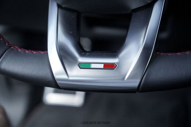Used 2024 Lamborghini Urus S AWD/4WD image 37
