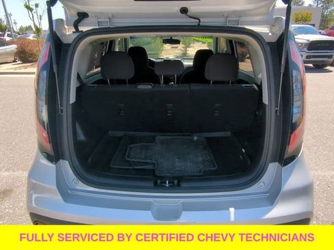 Used 2018 Kia Soul w/ Convenience Package FWD image 39