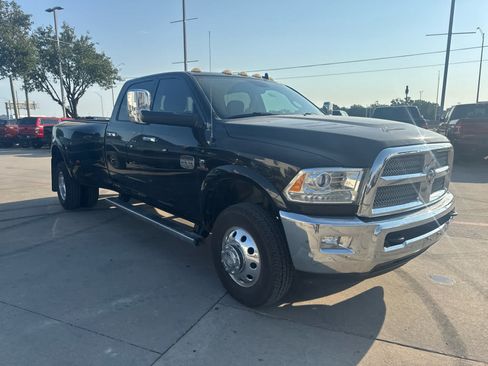Used 2016 RAM 3500 Laramie Longhorn w/ Convenience Group AWD/4WD image 4