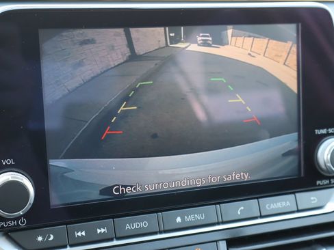 Used 2023 Nissan Altima 2.5 SV FWD image 7
